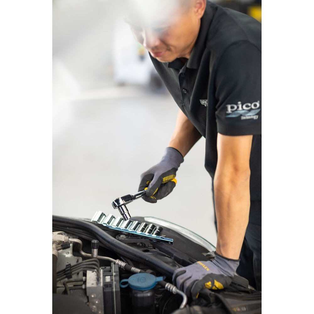 Cliquet 72 dents - 1/2’’+ 9 douilles - 10 pièces - STMT82671-0 - STANLEY