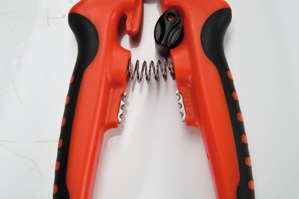 CISAILLE UNIVERSELLE - SAMOUTILLAGE - 331-16