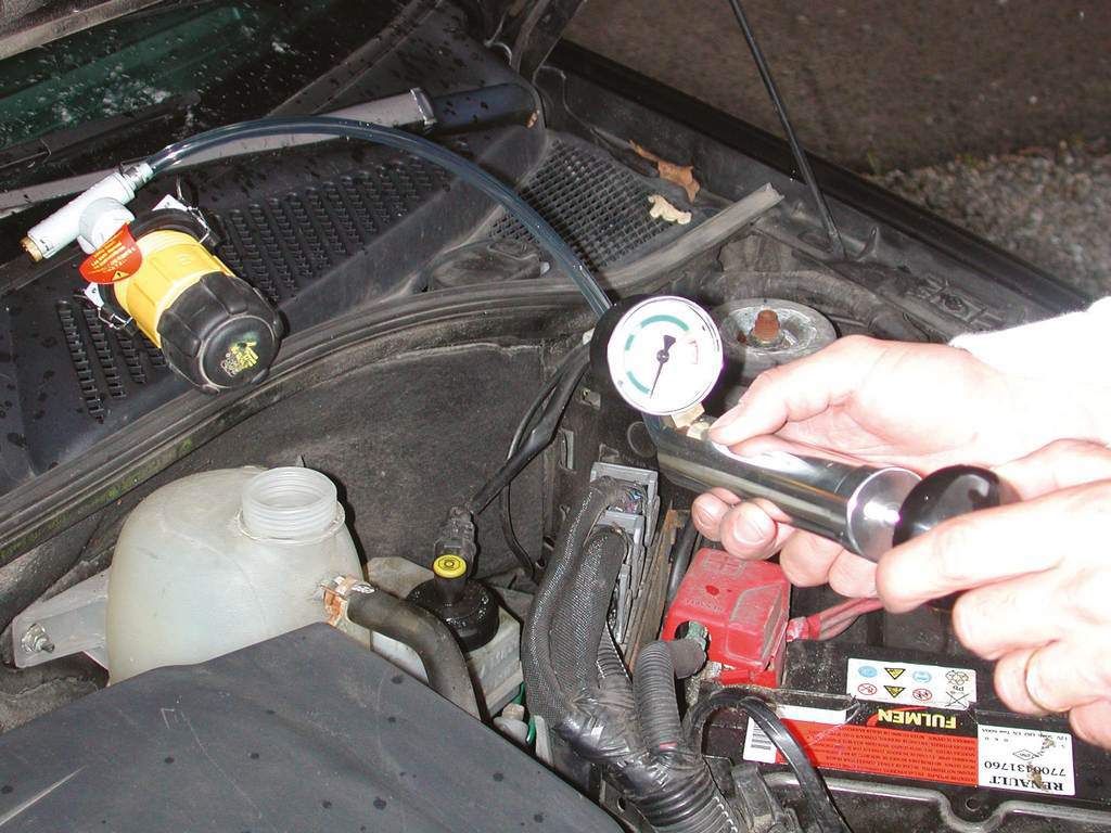 KIT TESTEUR CIRCUIT REFROIDISSEMENT SAM OUTILLAGE - 91311K