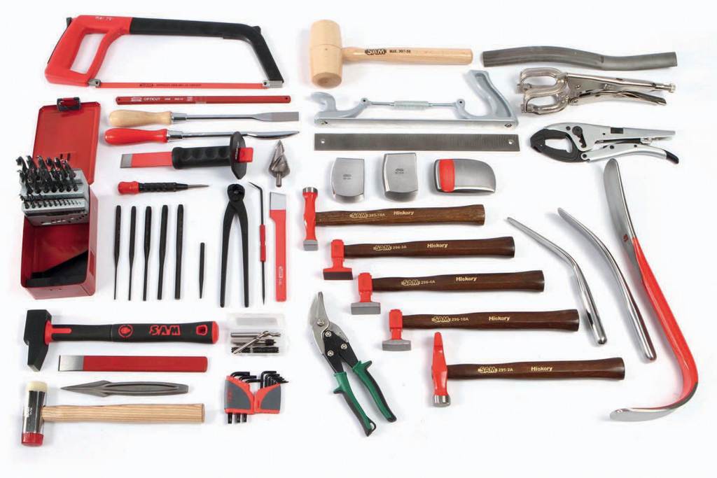 COMPOSITION D'OUTILS DE CARROSSIER EN MODULES SAM OUTILLAGE - CPCARO