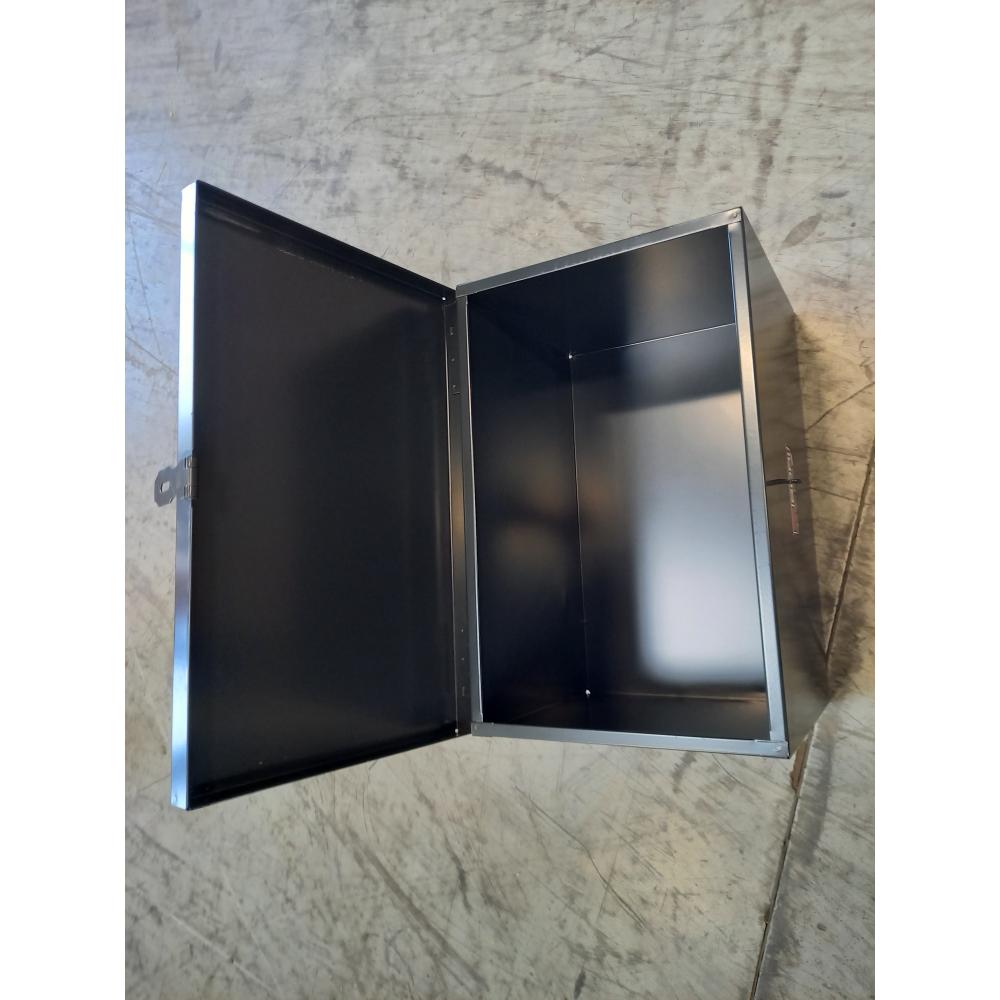COFFRE DE CHANTIER 65L SANS PLATEAU OCCASION- SORI - DIMENSIONS 550 X 350 X 350 - CR570
