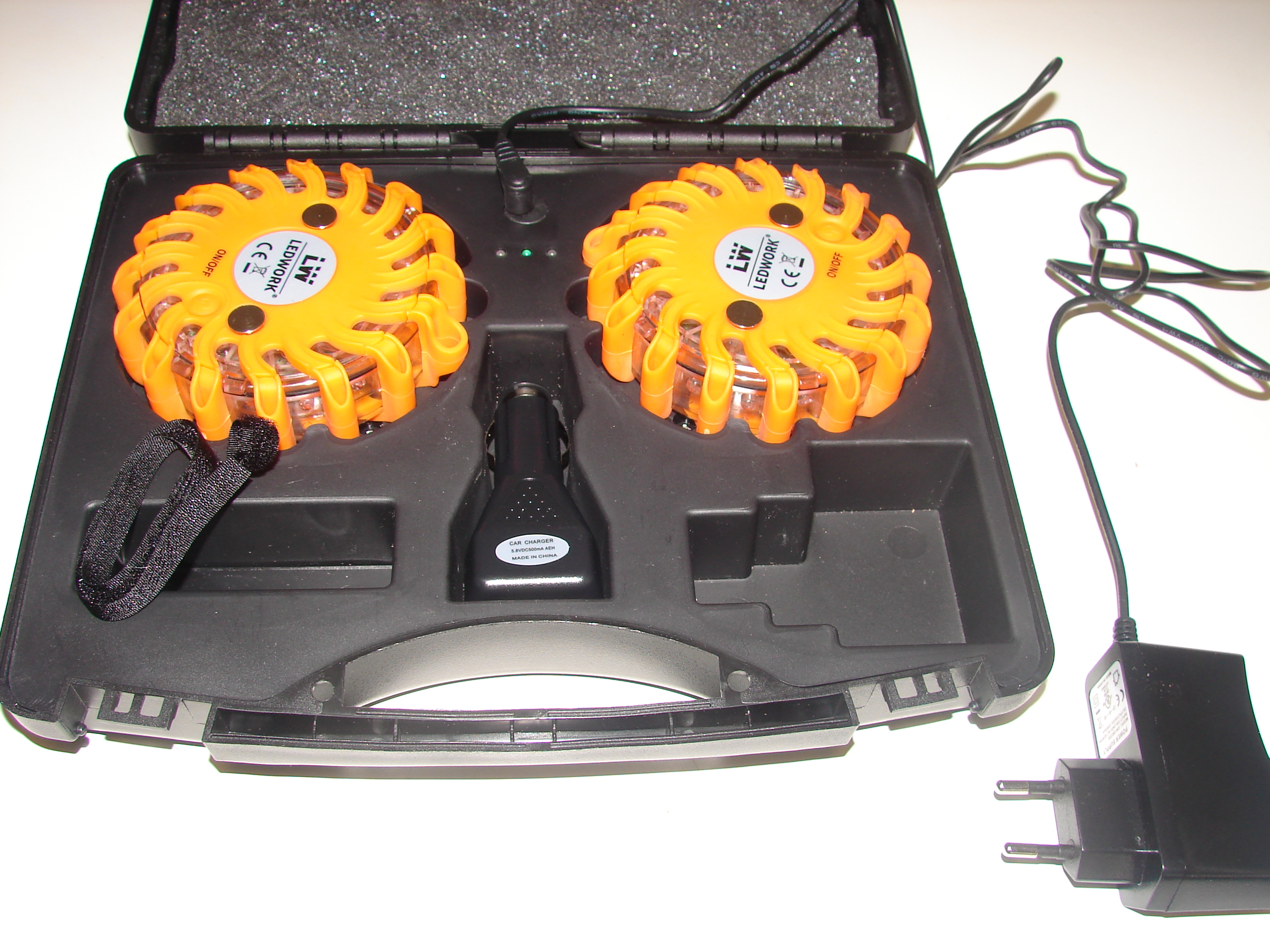 MALETTE 2 BALISES LED LEDWORK - LWK0007