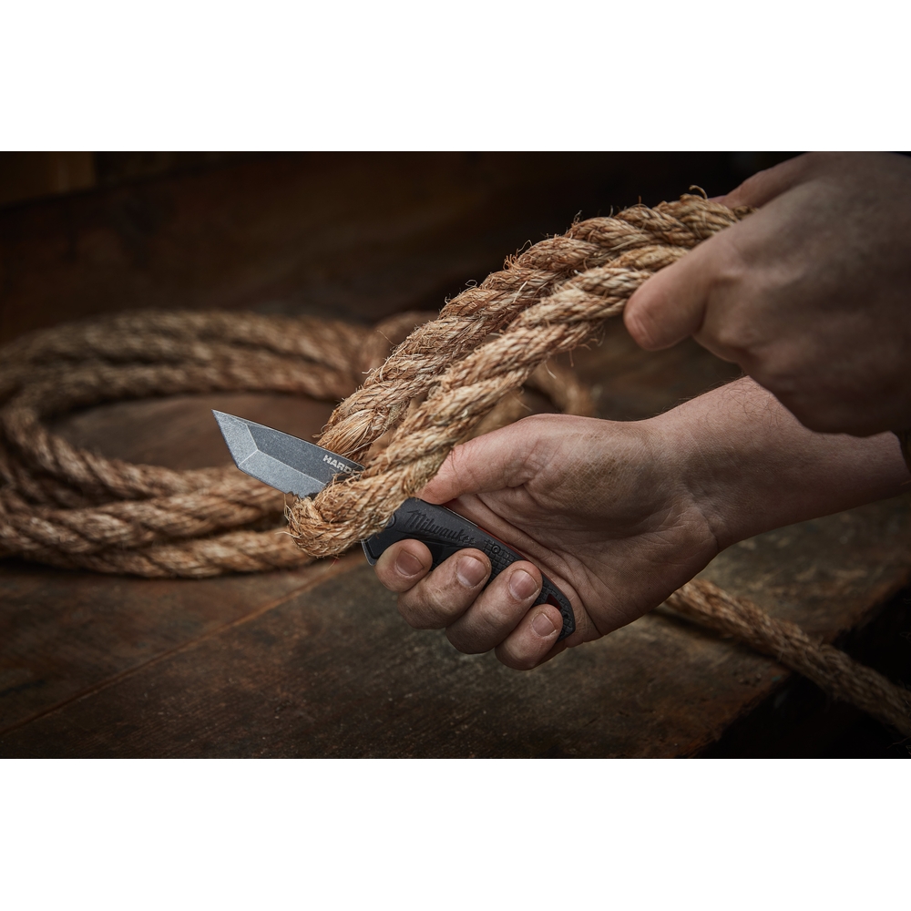 COUTEAU HARDLINE MILWAUKEE LAME CRANTÉE - 48221998