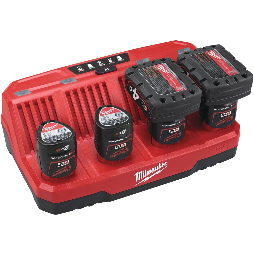 Chargeur M12, charge jusqu'à 4 batteries 12V successivement MILWAUKEE M12 C4 - 4932430554