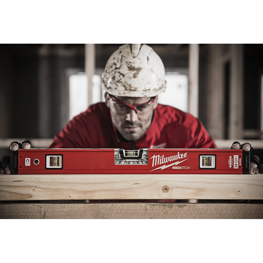 NIVEAU TUBULAIRE MILWAUKEE REDSTICK PREMIUM 60 CM - 4932459062