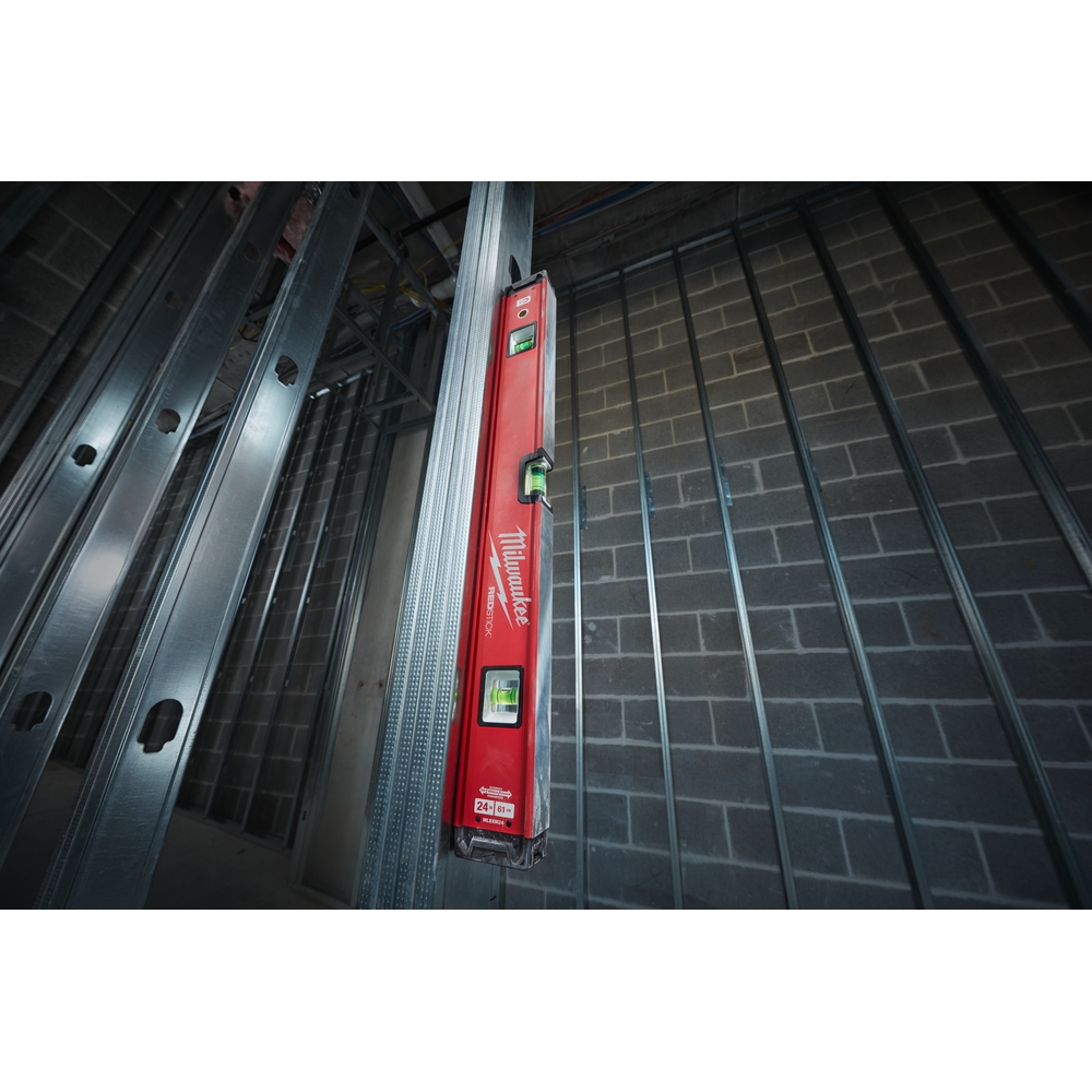 NIVEAU TUBULAIRE MILWAUKEE REDSTICK PREMIUM 60 CM - 4932459063