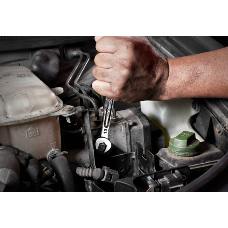 Set MILWAUKEE de 15 clés à cliquet Métriques - 4932464994