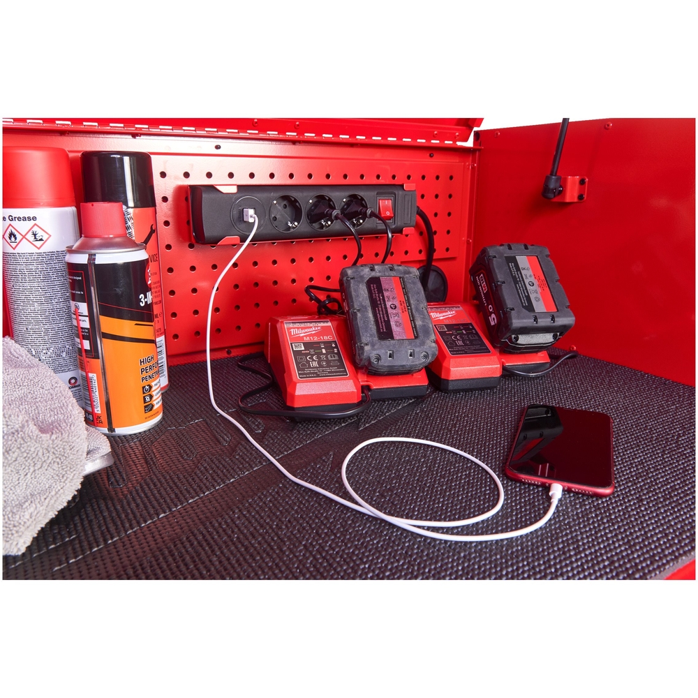 Chariot de travail Milwaukee SRC46-1 Servante 10 tiroirs grande capacité 46' / 117 cm- 4932478852
