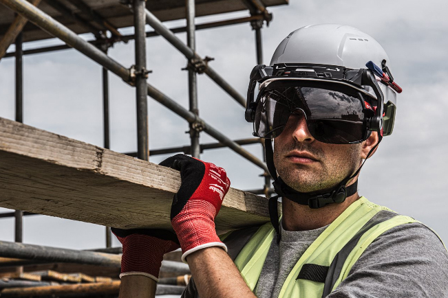 Casque de chantier ventilé BOLT 200 Milwaukee Noir - 4932478920