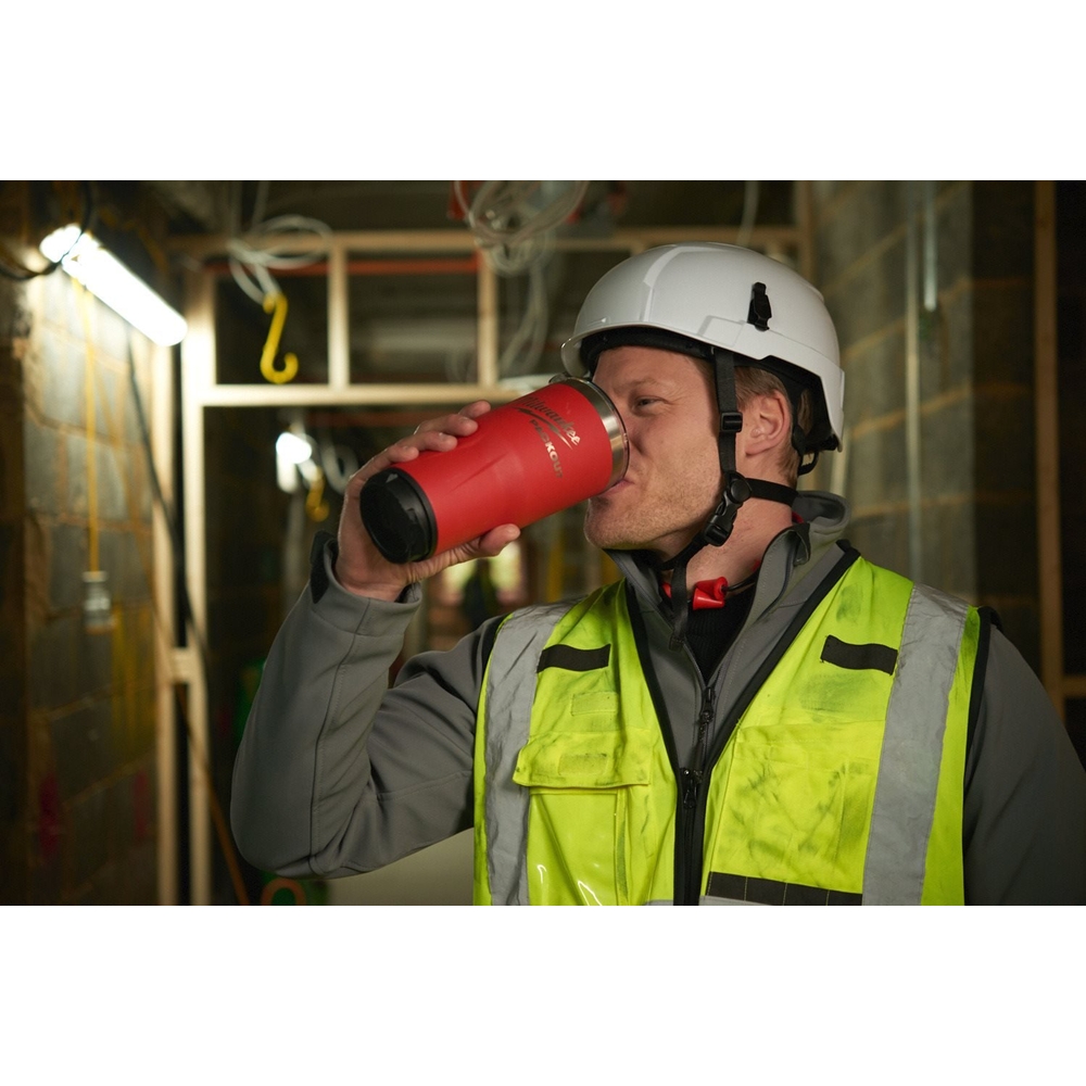Packout mug isotherme rouge 887ml MILWAUKEE ACCESSOIRES - 4932479075