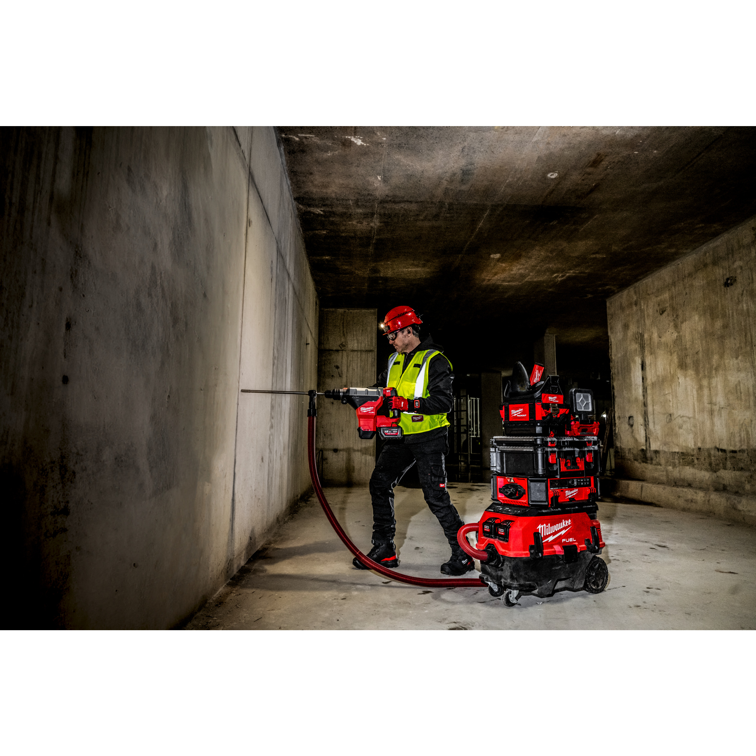Casque Bolt de chantier rouge - MILWAUKEE - 4932479250