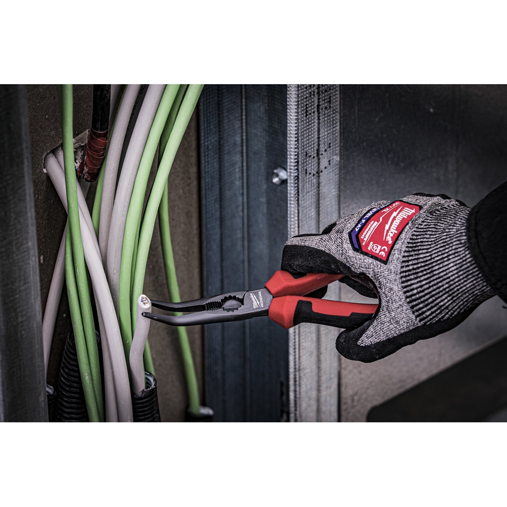 PINCE A BEC LONG 205MM tête 45 DEGRES - Clip brochable MILWAUKEE - 4932492466