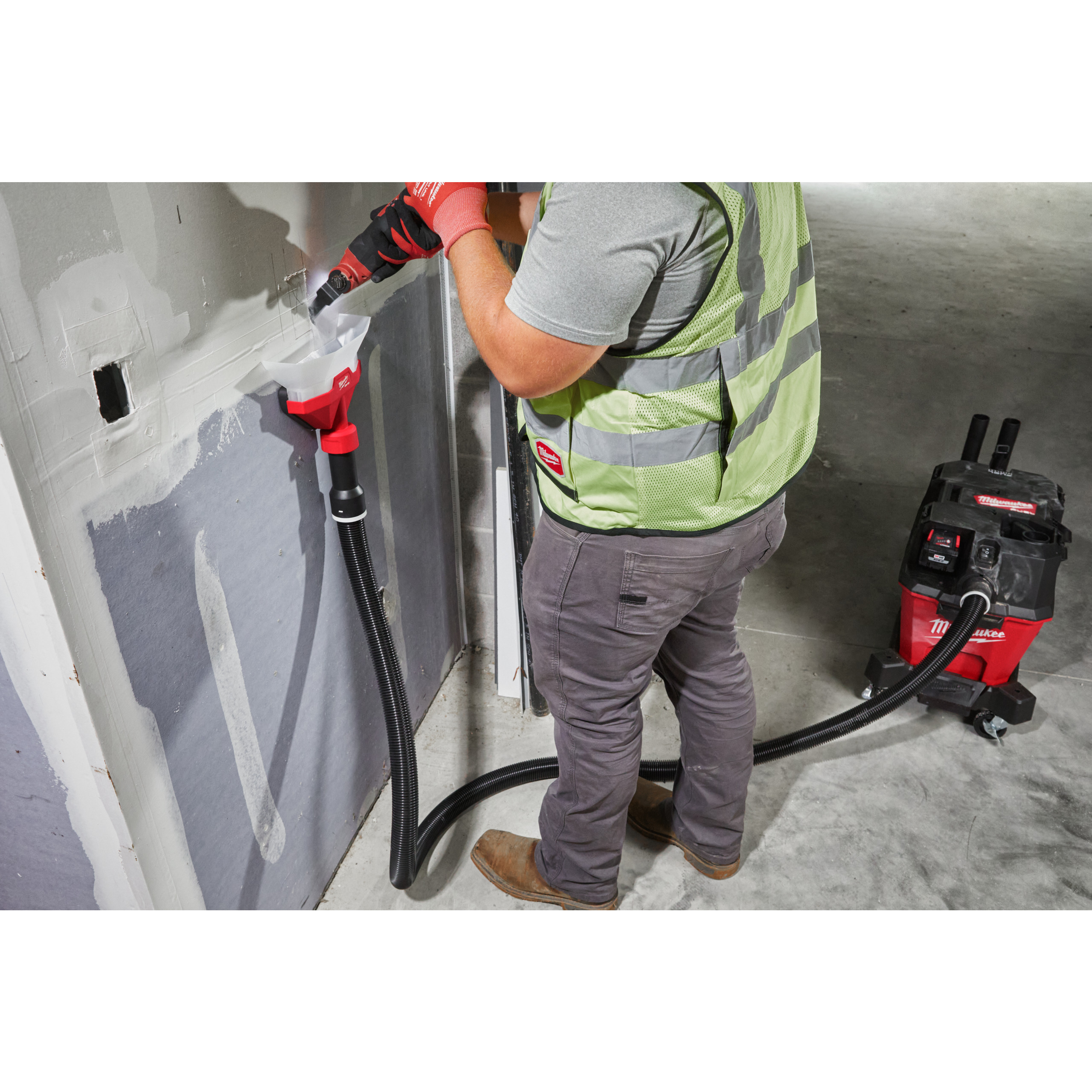 SYSTÈME ATTACHEMENT ASPIRATEUR 18 VOLTS AT-1 MILWAUKEE - 4932498010