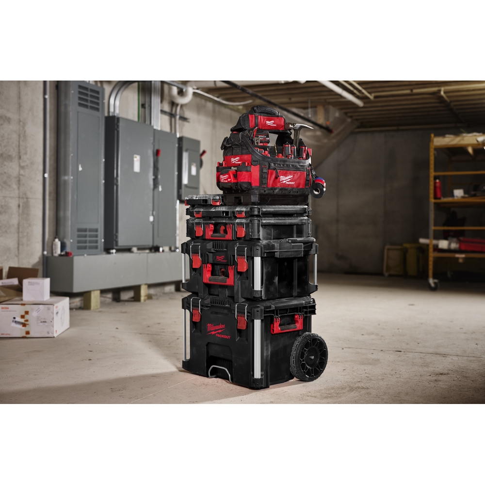 PACKOUT - MILWAUKEE - 4932498634