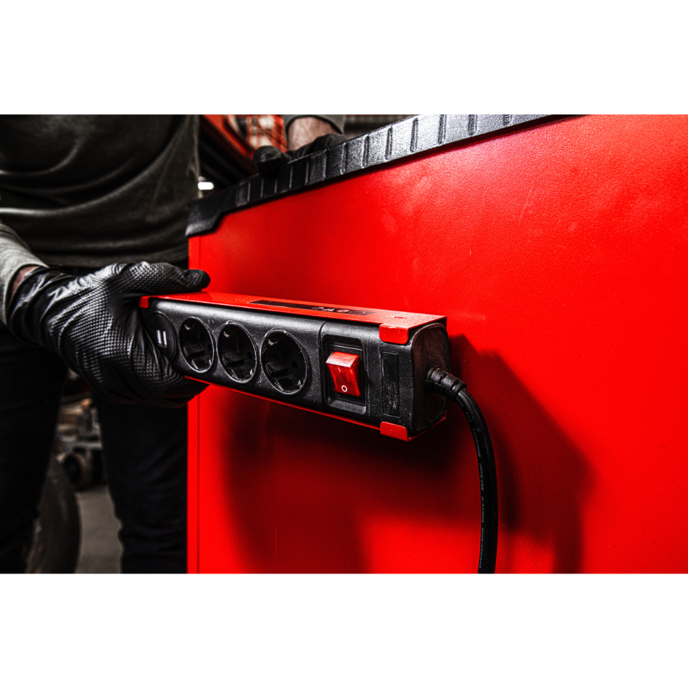 MULTIPRISE MAGNÉTIQUE COMPATIBLE UE - MILWAUKEE - 4932498959