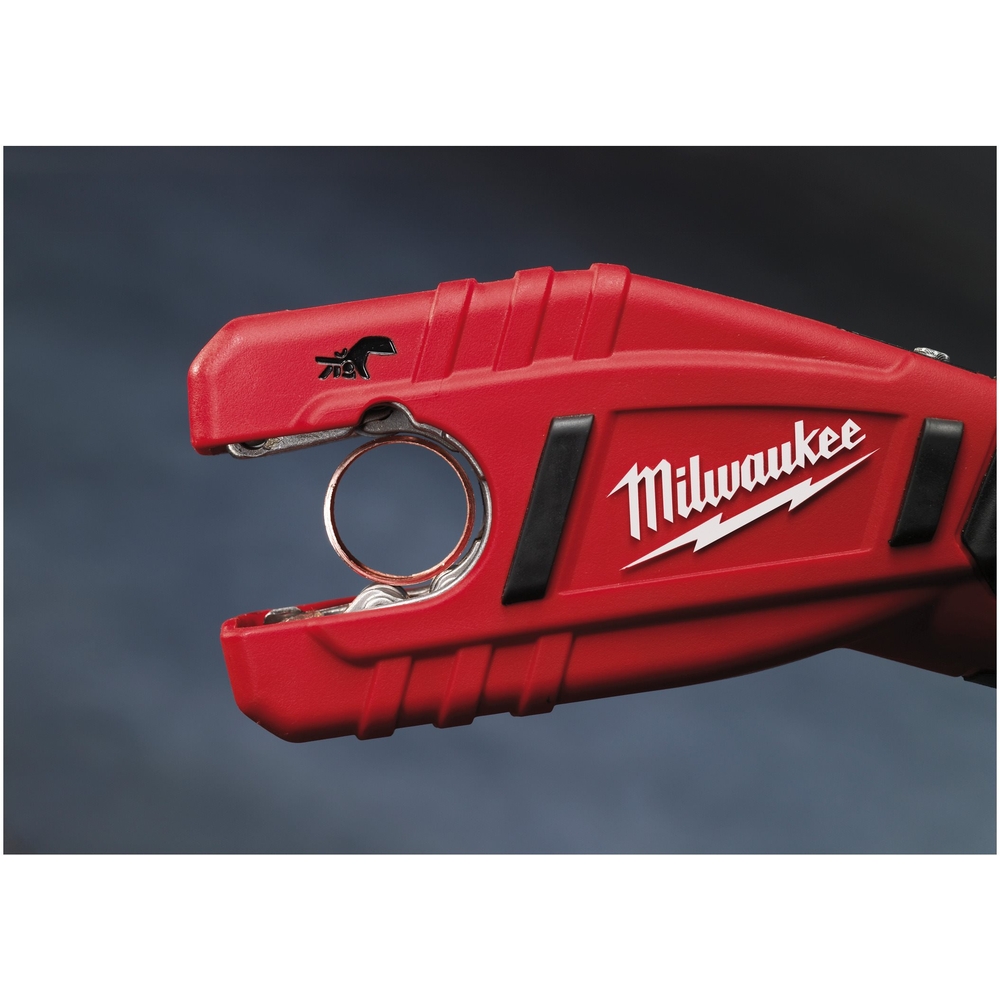 Coupe Tube 12V, max diamètre 28mm, sans batterie MILWAUKEE C12 PC-0 - 4933411920