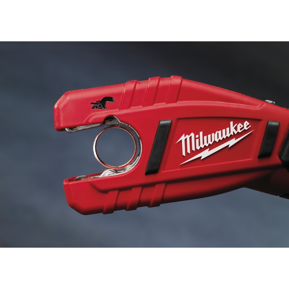 Coupe Tube 12V, max diamètre 28mm, sans batterie MILWAUKEE C12 PC-0 - 4933411920