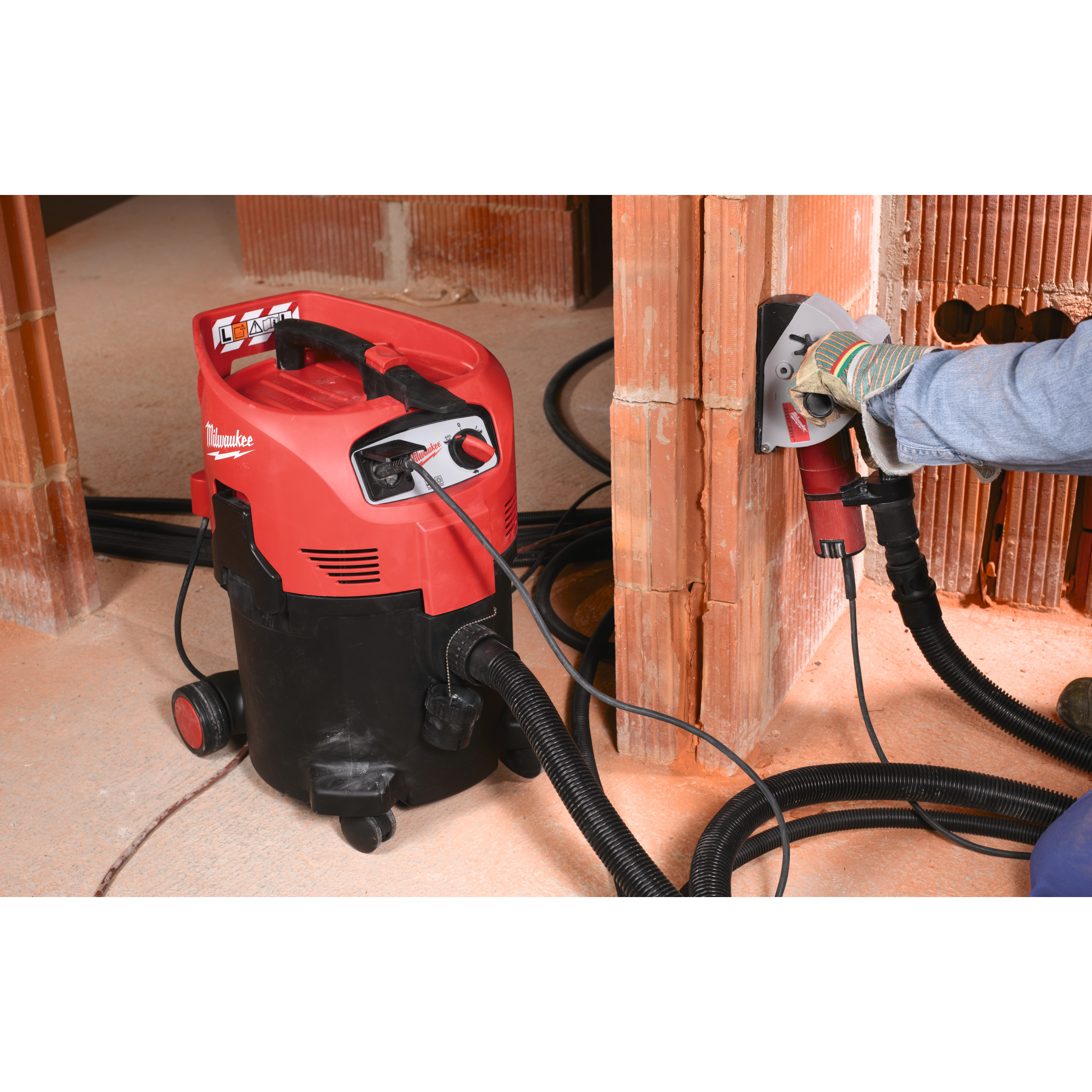 ASPIRATEUR 30 L DE CLASSE L AS 300 ELCP - MILWAUKEE - 4933416060