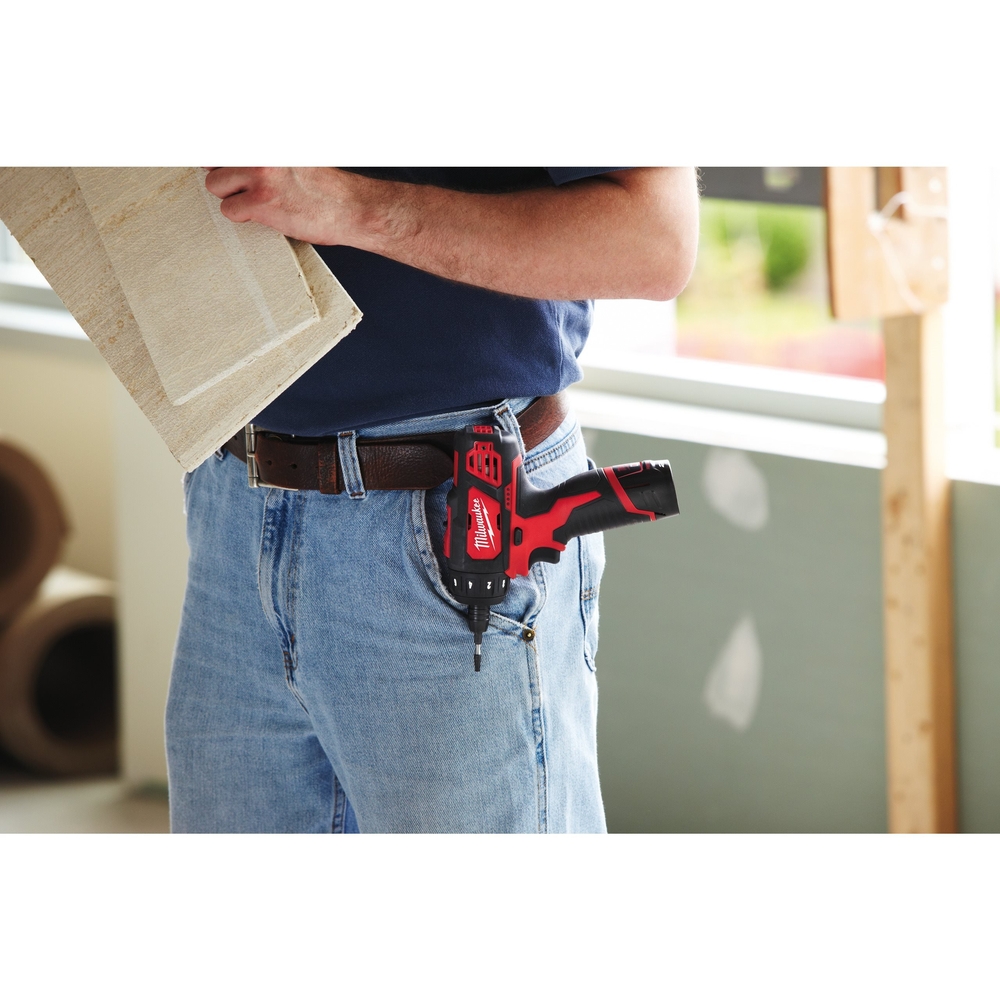 Perceuse visseuse MILWAUKEE M12 BD-202C 12 V 2 batteries 2 Ah - 4933441900