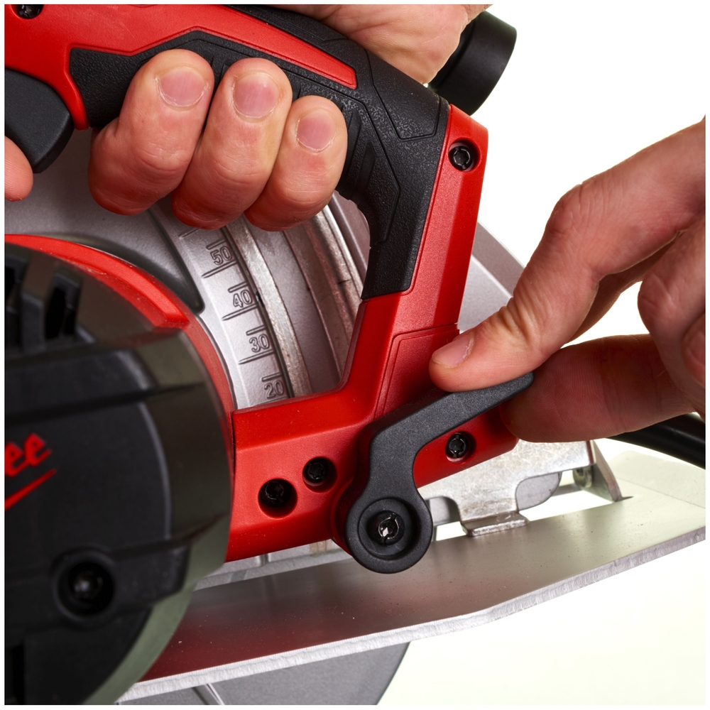 Scie circulaire MILWAUKEE 235 mm 2200W 85 MM de coupe - 4933451117