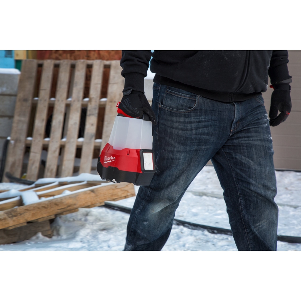 Eclairage LED MILWAUKEE 2200 lumens M18 TAL-0 4933464134