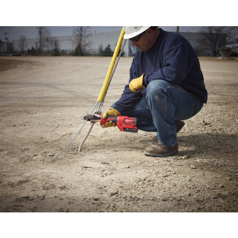 Coupe Câble Hydraulique FORCE LOGIC one-key 18V 2,0 ah - 35mm - MILWAUKEE - 4933464306