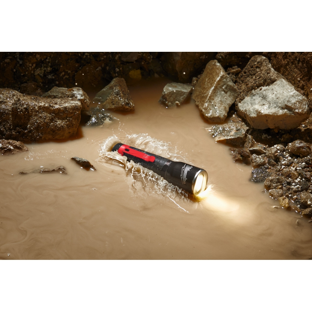 Lampe torche sur Pile MILWAUKEE ML-LED - 4933464825