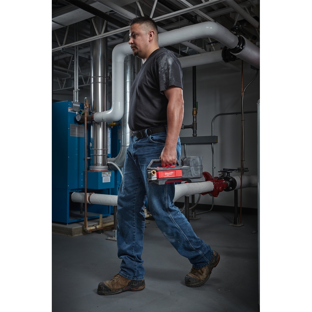 Pompe de transfert MILWAUKEE sans batterie ni chargeur - 4933471494