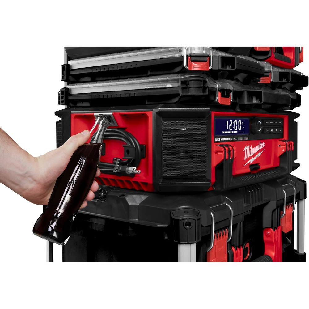 RADIO CHARGEUR MILWAUKEE PACKOUT M18 PRCDAB+-0- 4933472112