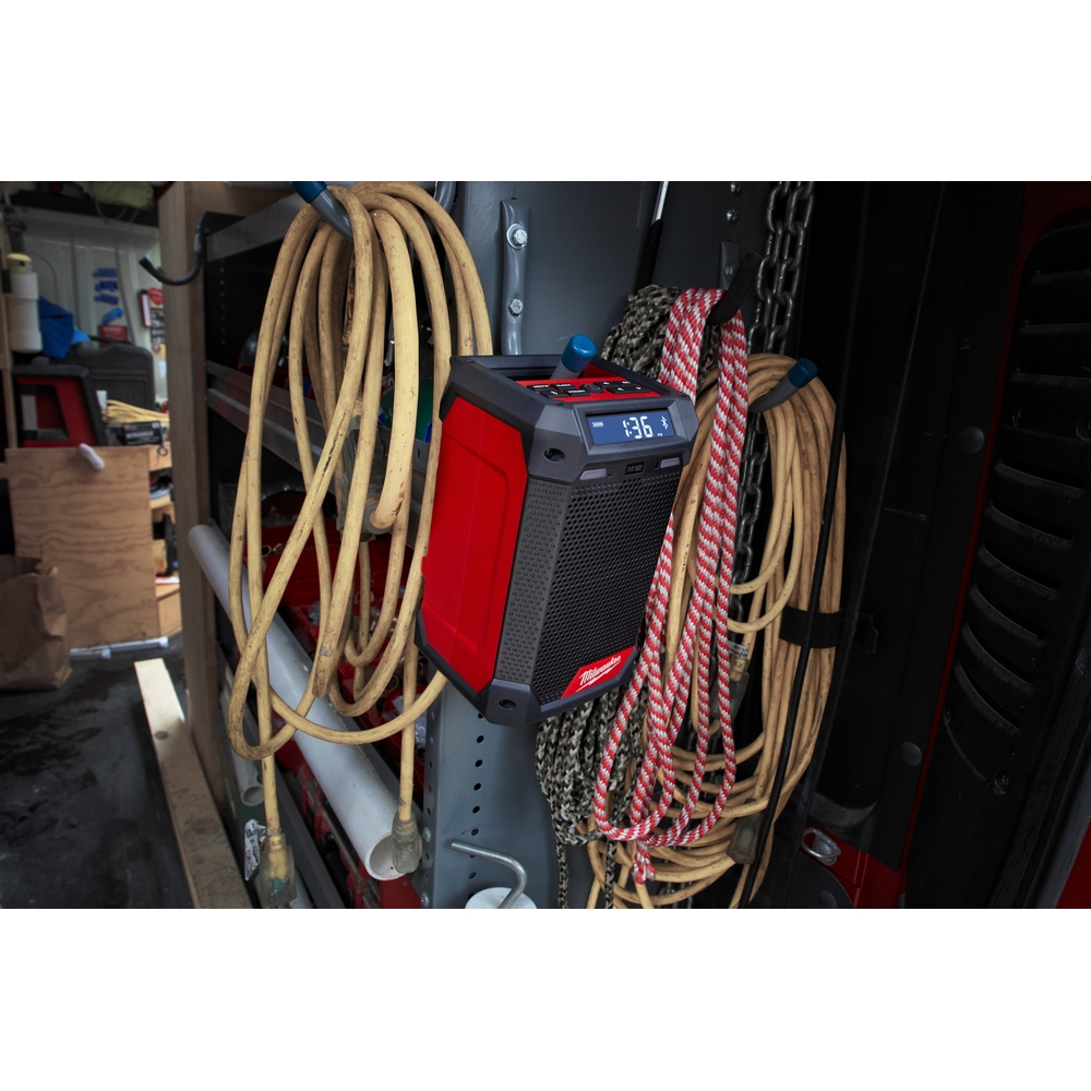 RADIO CHARGEUR MILWAUKEE M12 RCDAB+-0 4933472114