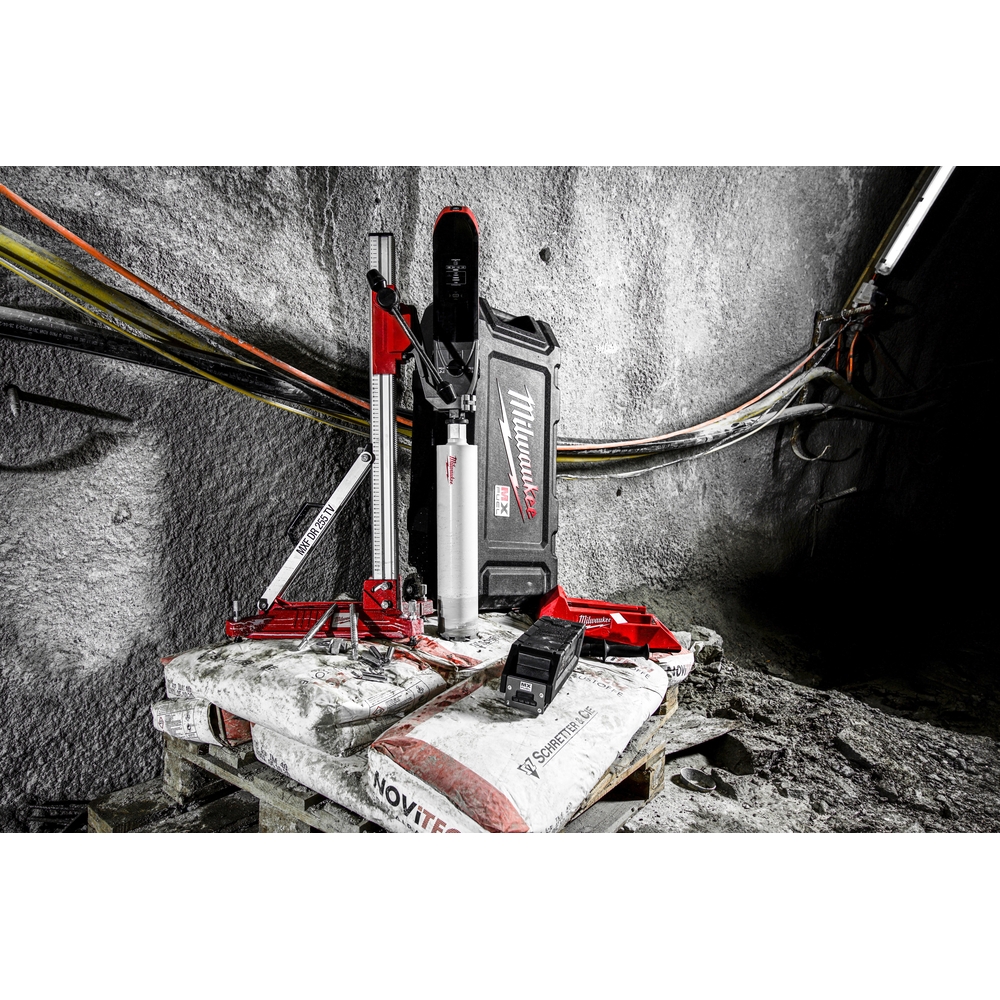 Bâti pour carotteuse, forage de 250mm, ancrage traditionnel mxf dr255tv MILWAUKEE - 4933472247
