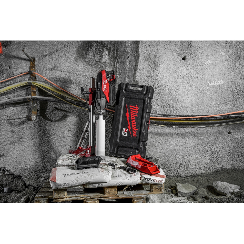 Bâti pour carotteuse, forage de 250mm, ancrage traditionnel mxf dr255tv MILWAUKEE - 4933472247