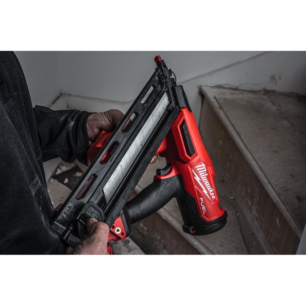 Cloueur de finition MILWAUKEE M18 FN15GA-0X FUEL, 18V, 15 Gauge, sans batterie - 4933478091