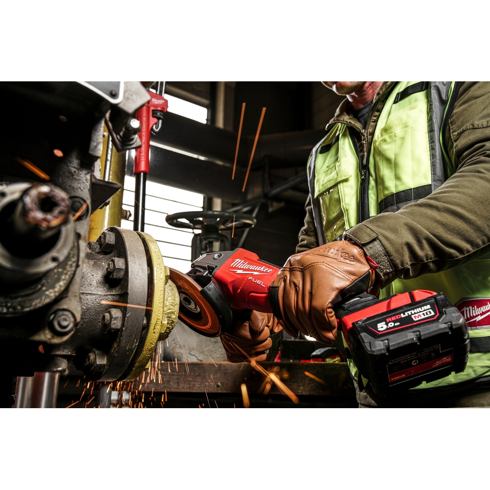 MEULEUSE 125MM MILWAUKEE M18 FUEL AVEC FREIN SANS BATTERIE 4933478437