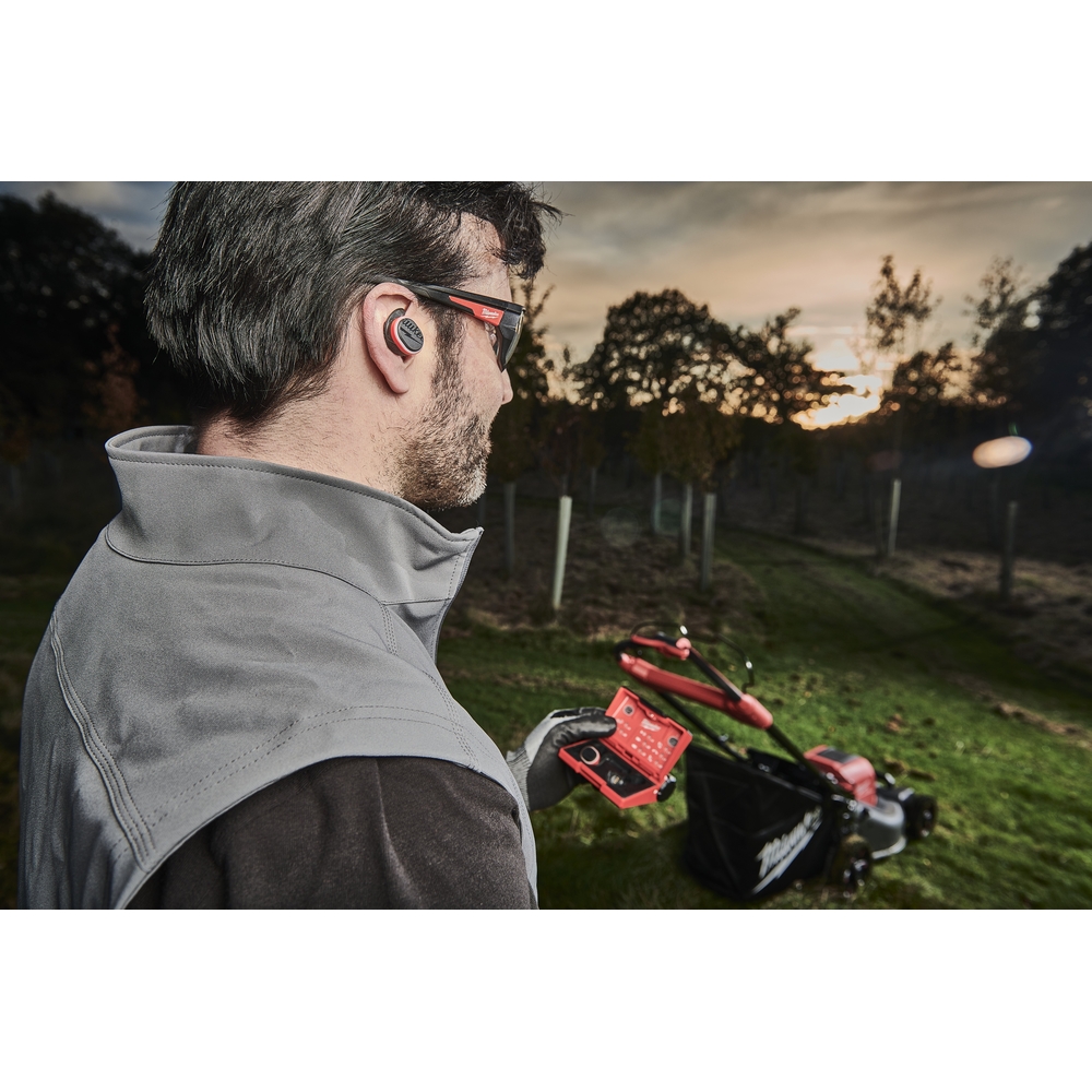 ÉCOUTEURS BLUETOOTH MILWAUKEE RÉDUCTION DE BRUIT - L4 RLEPB-301 - 4933478750 