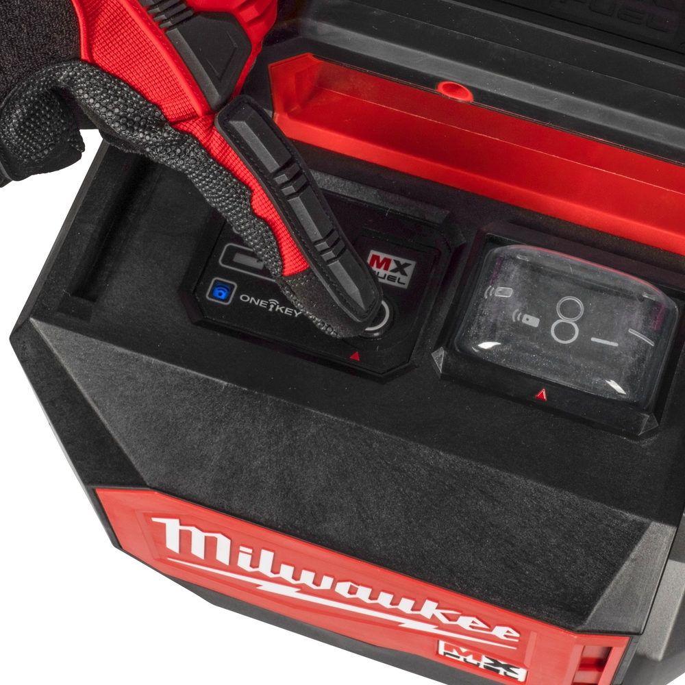 Aiguille vibrante compacte sans batterie MILWAUKEE - 4933479607