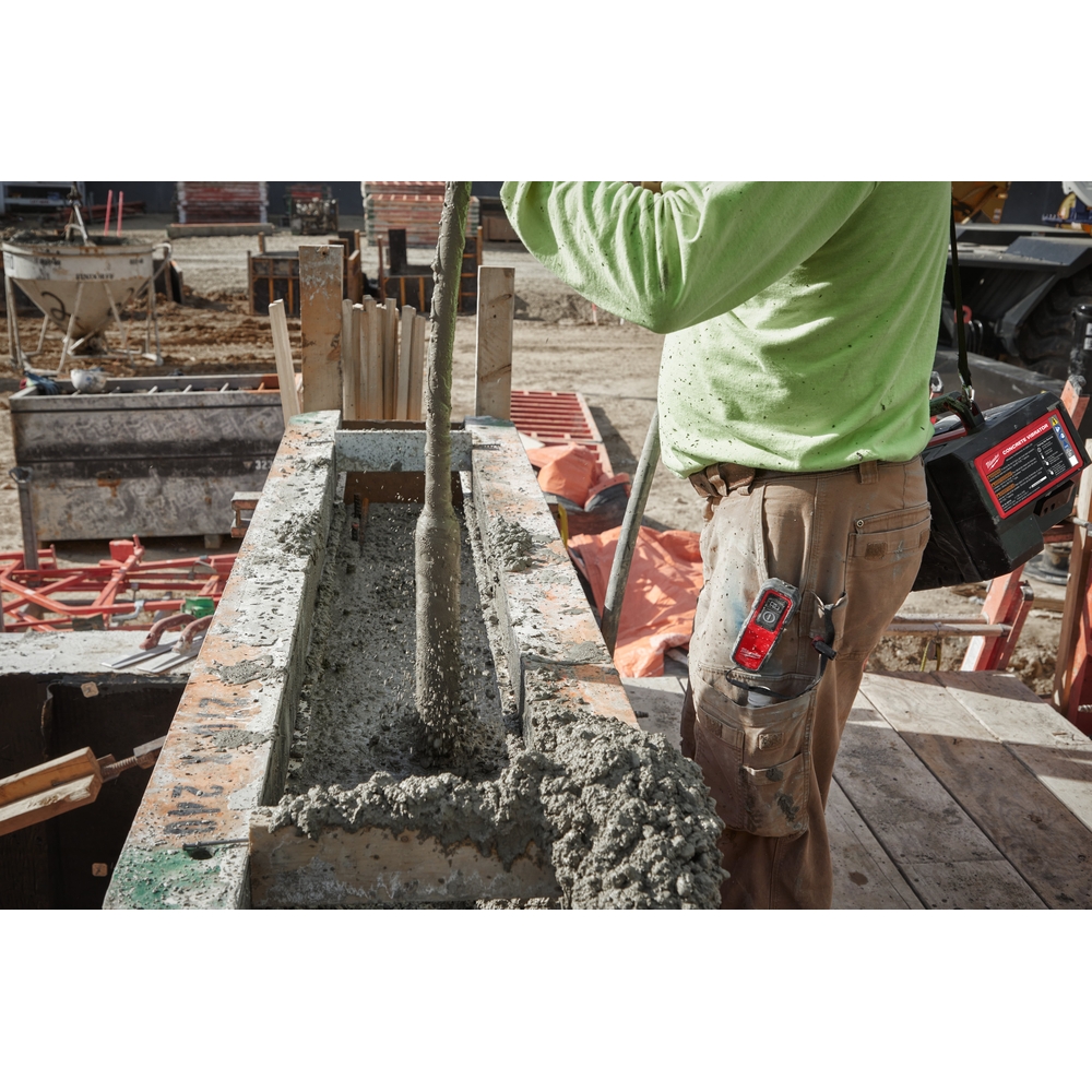 Aiguille vibrante compacte sans batterie MILWAUKEE - 4933479607