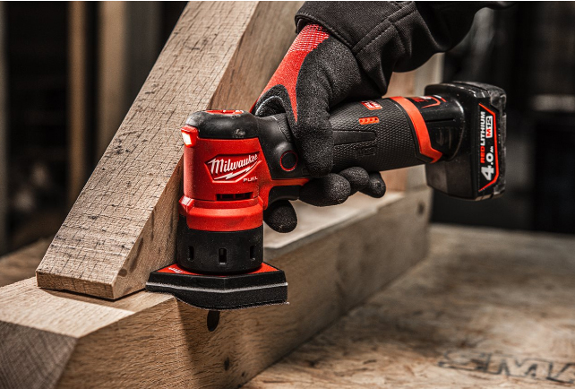 Ponceuse delta 12V, sans batterie - Sac, sans batterie, ni chargeur MILWAUKEE - 4933479680