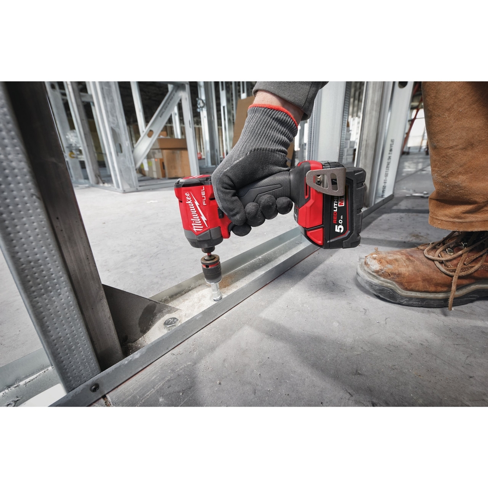 VISSEUSE À CHOCS HEX ¼ COMPACTE MILWAUKEE 226 NM M18 FID3-0X SANS BATTERIE - 4933479864