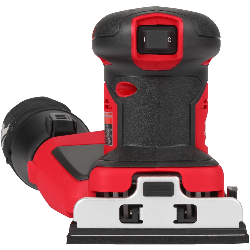 Ponceuse vibrante 1/4 feuille, 18V, 5.0Ah - Sac, 2 batteries M18 B5, 1 chargeur M18-12FC MILWAUKEE - 4933479967
