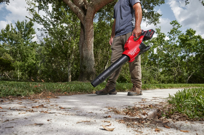 Souffleur MILWAUKEE à double batterie 18V sans batterie 4933479987