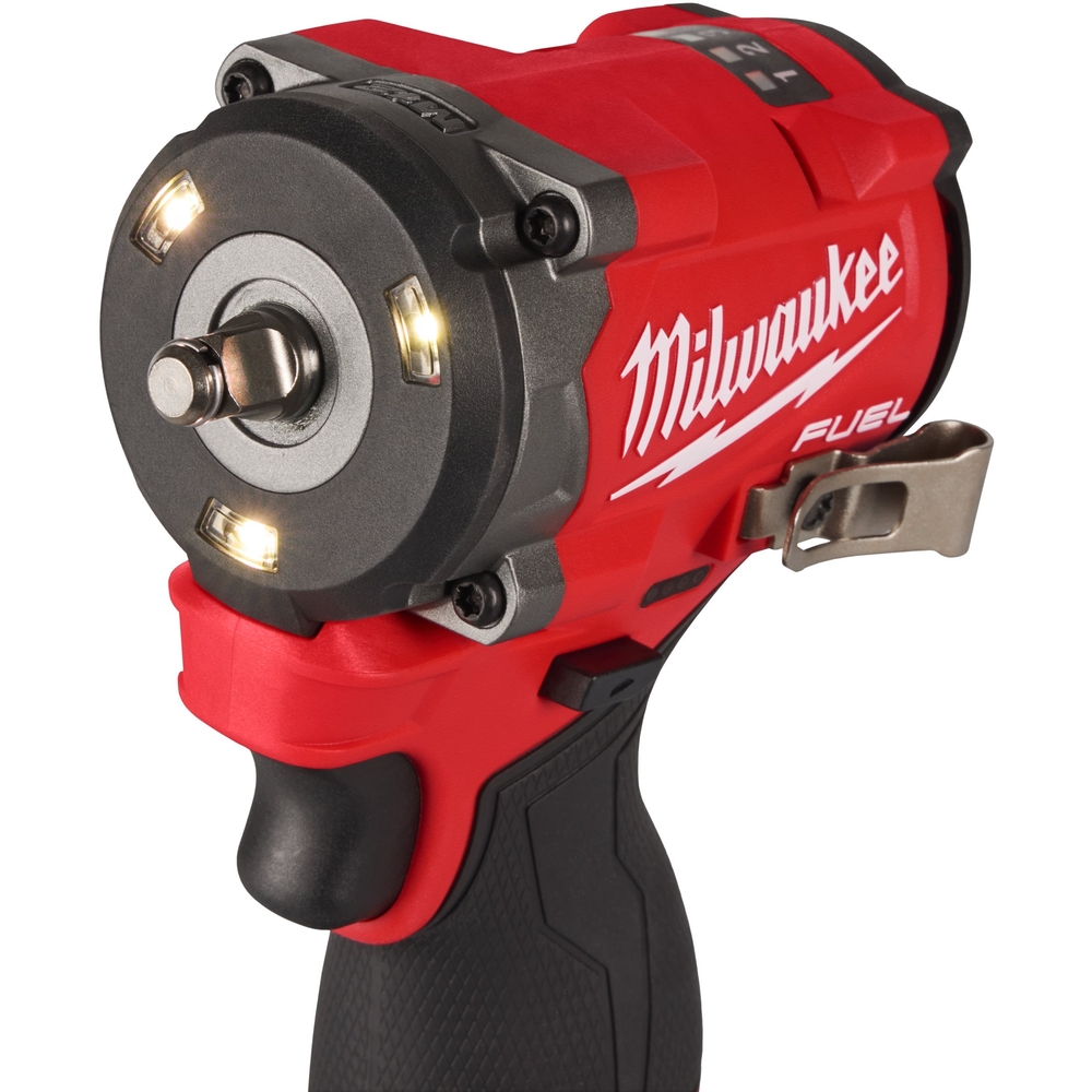BOULONNEUSE M12 COMPACTE 3/8˝ CARRÉ 542 Nm O’RING MILWAUKEE FCIWF38G3-502X 4933493452