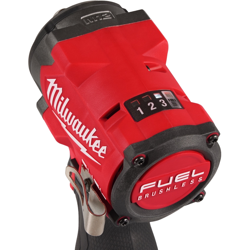 BOULONNEUSE M12 COMPACTE 3/8˝ CARRÉ 542 Nm O’RING MILWAUKEE FCIWF38G3-502X 4933493452