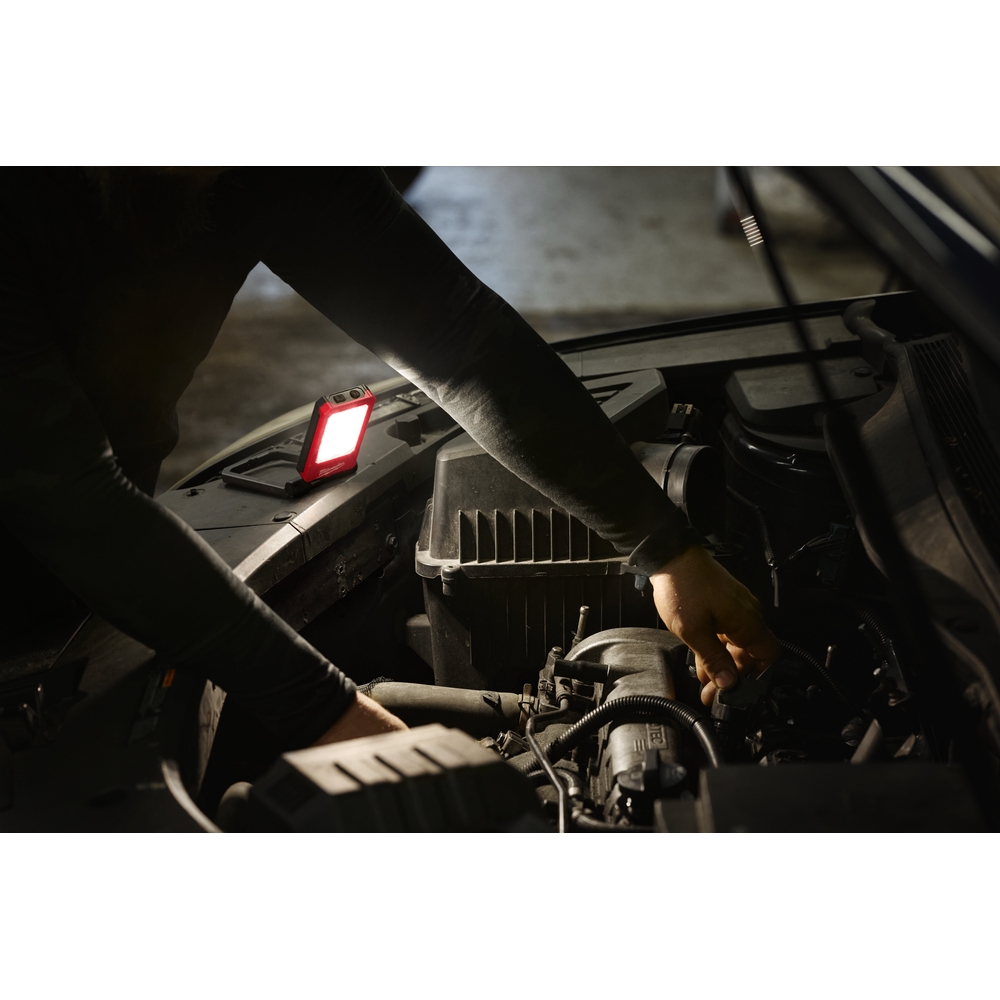 LAMPE DE TRAVAIL RECHARGEABLE IR FFL - MILWAUKEE - 4933493528