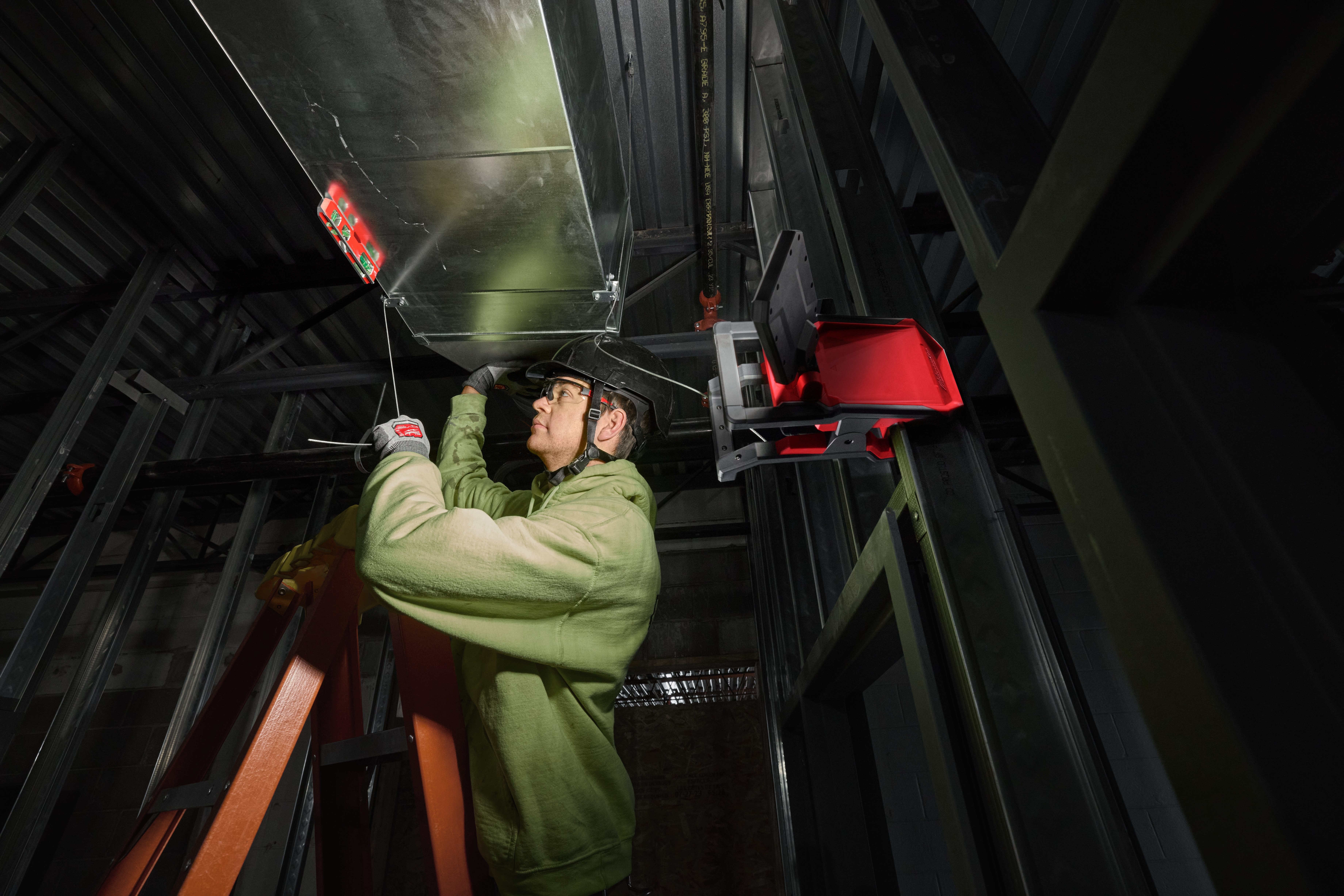 ÉCLAIRAGE DE CHANTIER 18V M18 PAL2-0 - MILWAUKEE - 4933493547