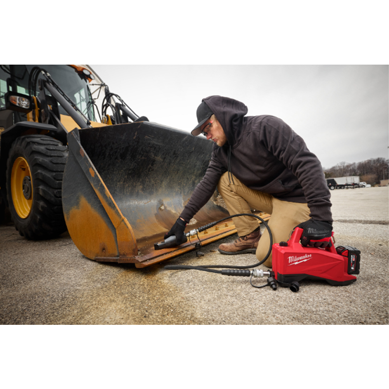 POMPE HYDRAULIQUE 18 VOLTS M18 HMP700-0 - MILWAUKEE - 4933493928