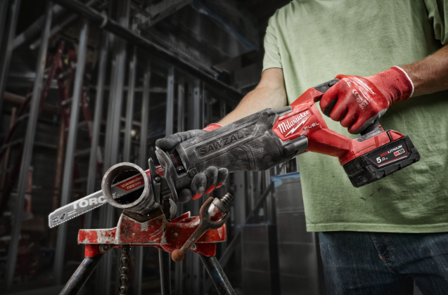 SCIE SABRE 18 VOLTS FUEL - M18 FSZ-0 MILWAUKEE - 4933498063