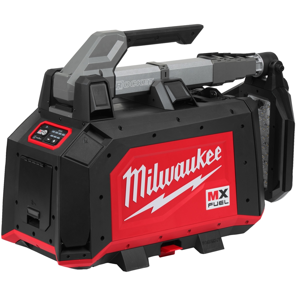 MX FUEL Tour d'éclairage 15000 lumens MILWAUKEE Packout 4933498075