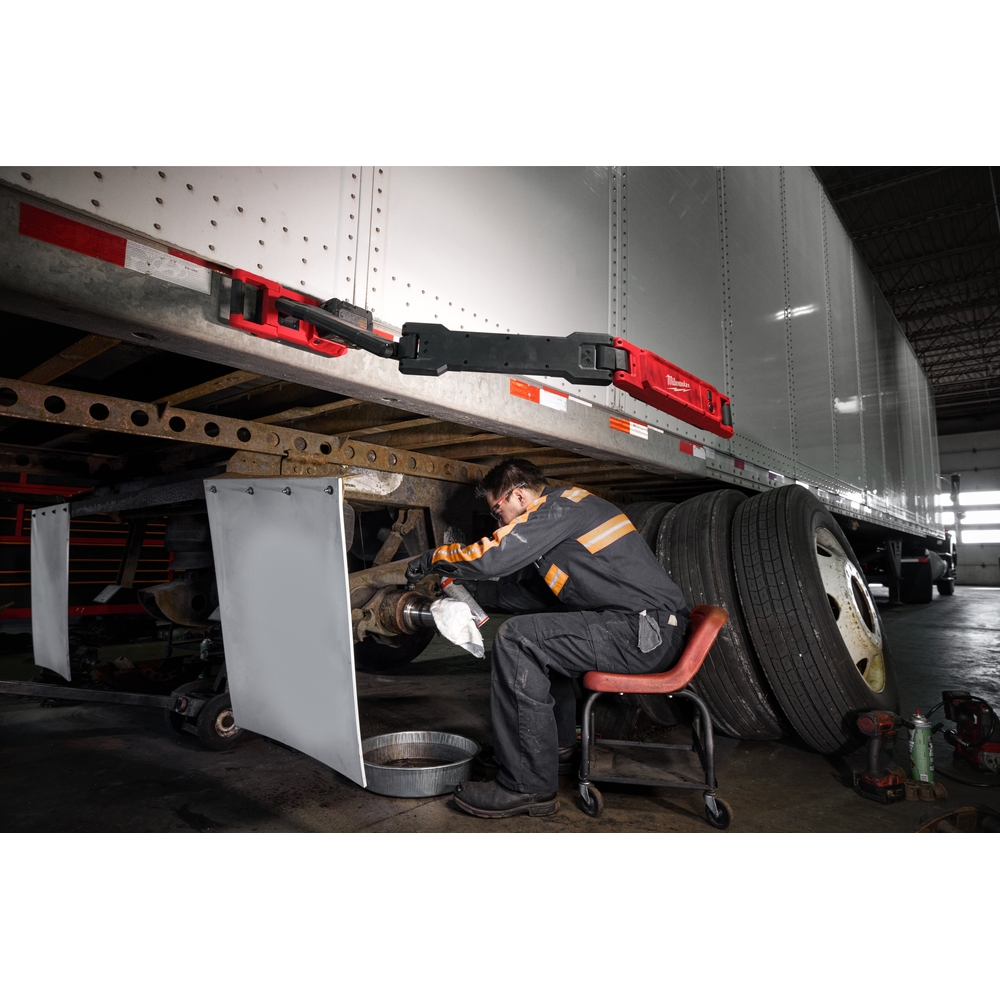 Éclairage 2500 lumens pour la maintenance de véhicules MILWAUKEE M18 ABL-0 4933498147
