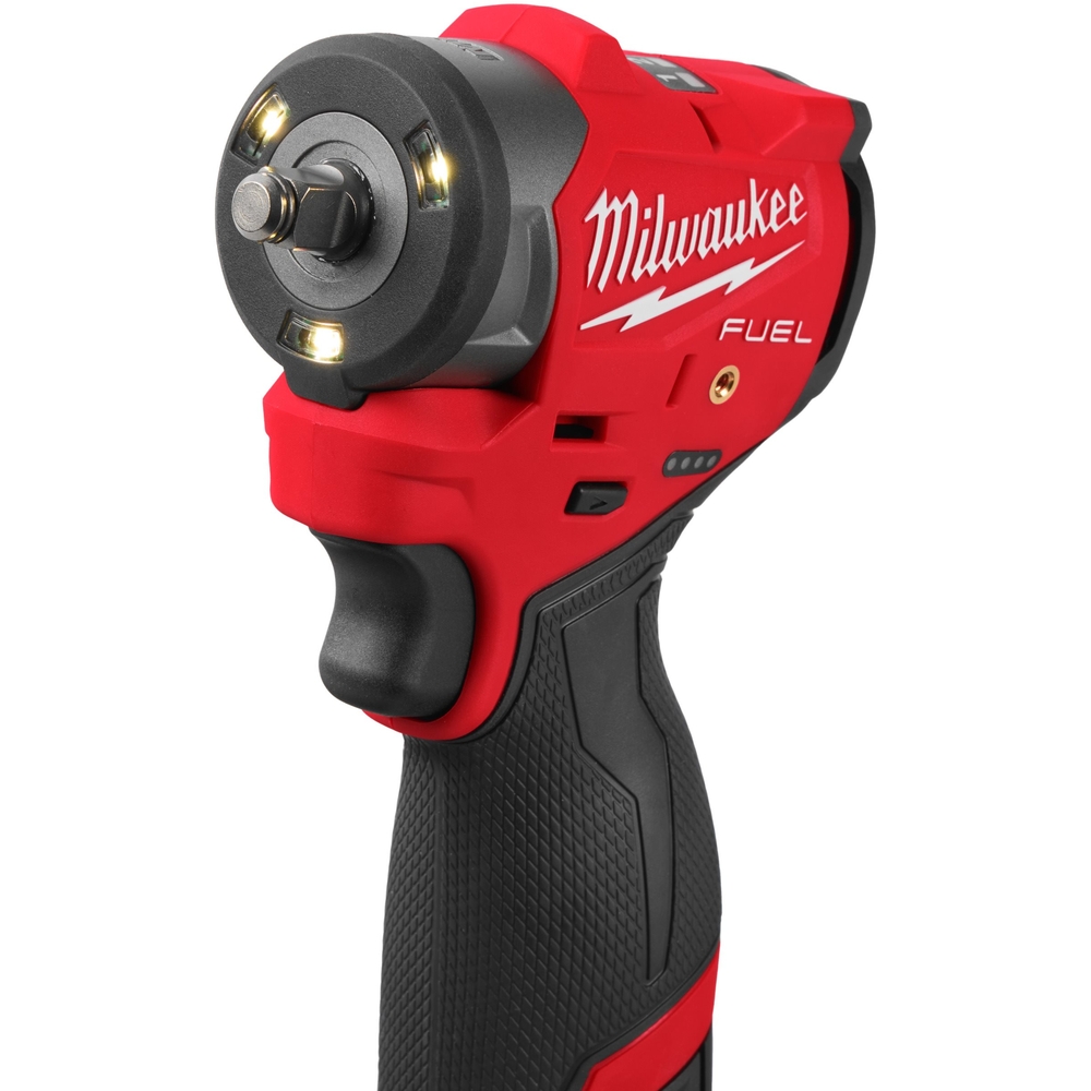 Boulonneuse à chocs sous-compacte M12 FUEL 3/8'' 2,5Ah M12 FSCIWF38-252X MILWAUKEE - 4933498970